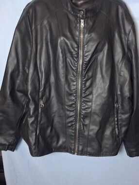 Baccini Women’s Plus Size Black Faux Leather Zip Jacket - 3X EUC